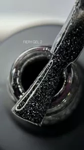 SAGA Fiery Gel Polish Гель-лак світловідбиваючий 8 мл №02