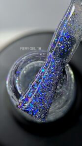 SAGA Fiery Gel Polish Гель-лак світловідбиваючий 8 мл №18