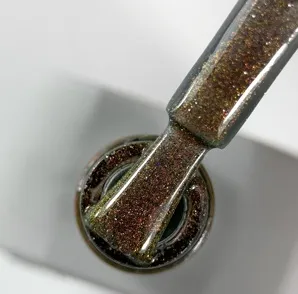 Гель-лак з ефектом котячого ока хамелеон, 9 мл №10CC Cat Chameleon Gel Polish SAGA Professional 