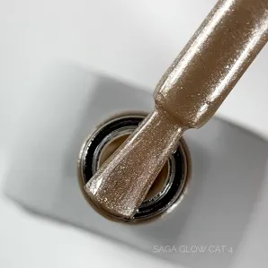 Гель-лак котяче око, 9 мл №04 Glow Cat Gel Polish SAGA Professional