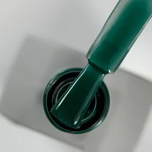 Топ вітражний, 9 мл №06 Glass Top SAGA Professional 