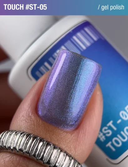 Гель-лак котяче око з перламутровим пігментом ADORE Gel Polish Satin Cat&rsquo;s Eye "ST" №05 touch, 12 мл 