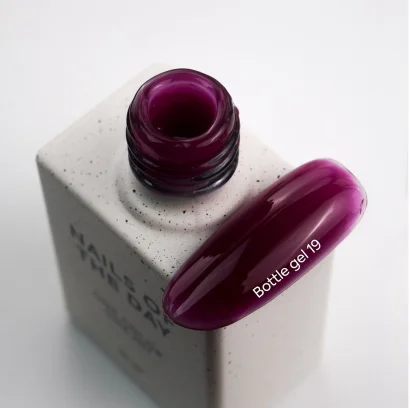 Гель рідкий для укріплення нігтів NAILSOFTHEDAY Bottle Gel №19, 10 мл 