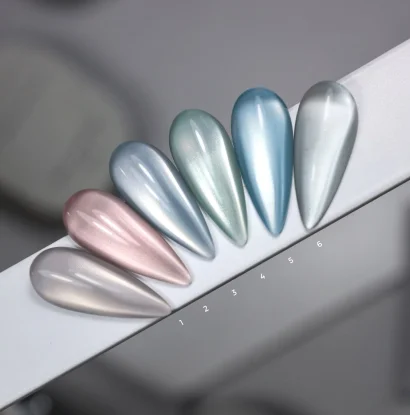 Гель-лак SAGA Professional Gel Polish Crystal Cat №04 Ніжна пастельна зелений з ефектом котячого ока, 10 мл 