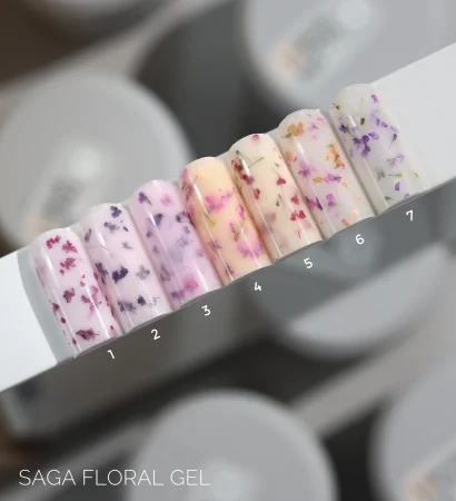 Гель рідкий для зміцнення нігтів SAGA Professional Liquid FLORAL Gel №02 Молочно-рожевий з сухоцвітами, 15 мл  