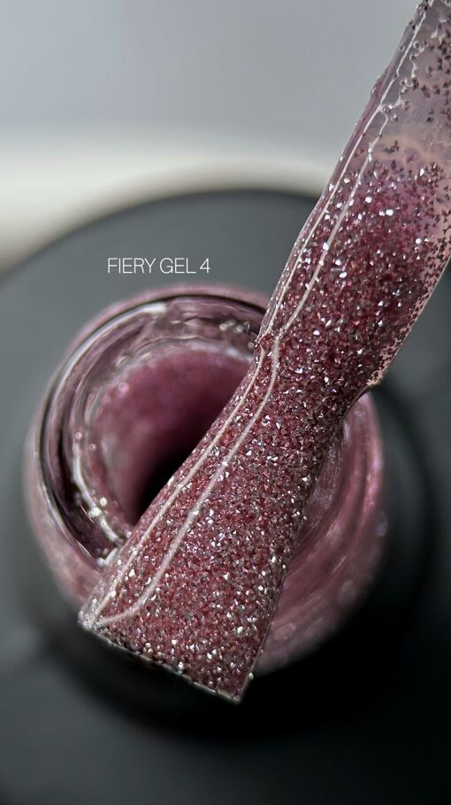 SAGA Fiery Gel Polish Гель-лак світловідбиваючий 8 мл №04