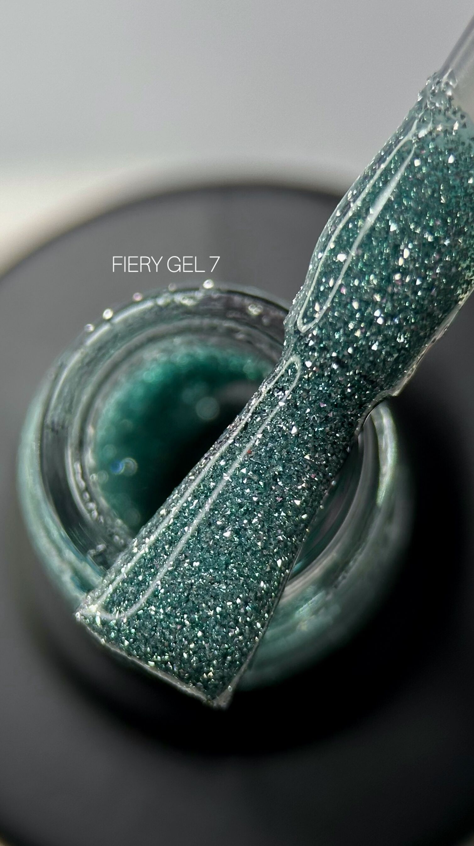 SAGA Fiery Gel Polish Гель-лак світловідбиваючий 8 мл №07