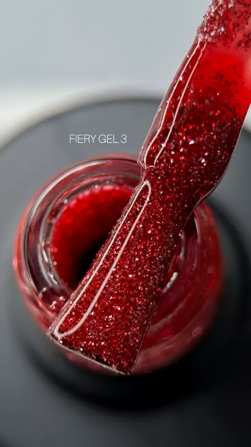 SAGA Fiery Gel Polish Гель-лак світловідбиваючий 8 мл №03