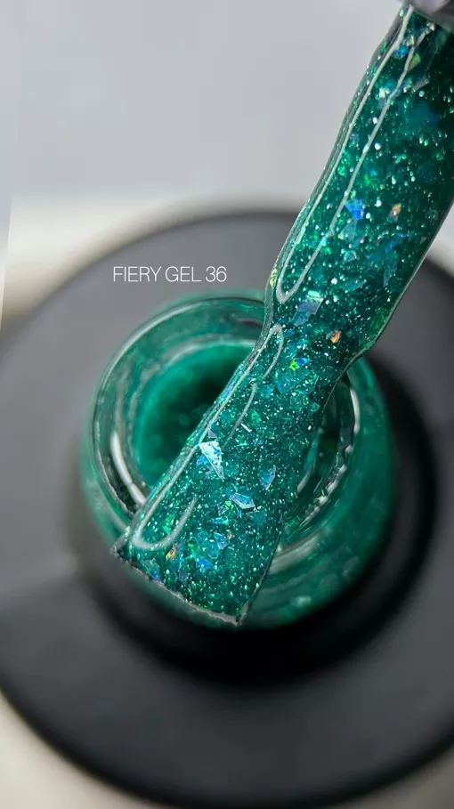 SAGA Fiery Gel Polish Гель-лак світловідбиваючий 8 мл №36