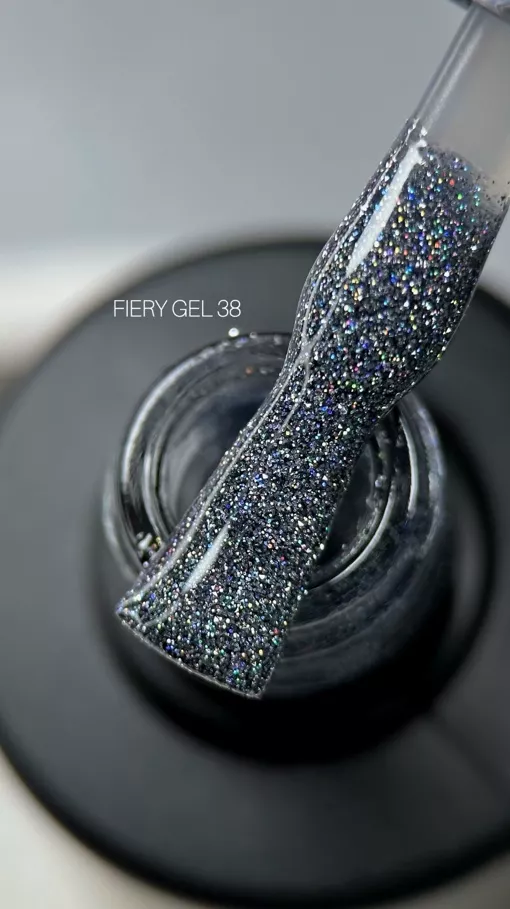 SAGA Fiery Gel Polish Гель-лак світловідбиваючий 8 мл №38