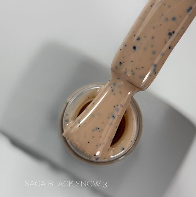 Гель-лаки з чорною крихтою, 9 мл №03 Snow Black Gel Polish SAGA Professional