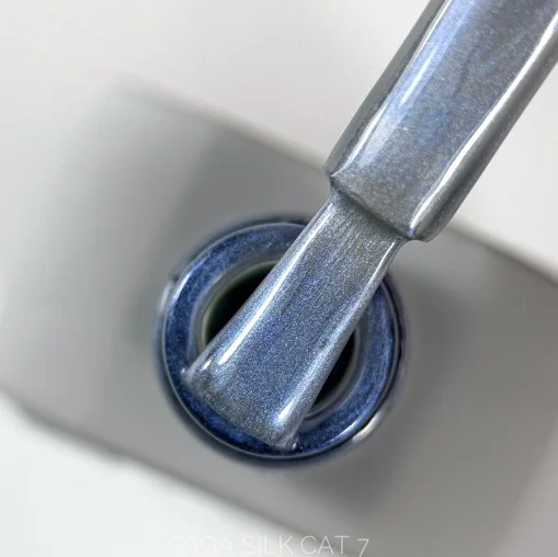 Гель-лак кошаче око з перлинним ефектом, 10 мл №07 Silk Cat Gel Polish SAGA Professional 