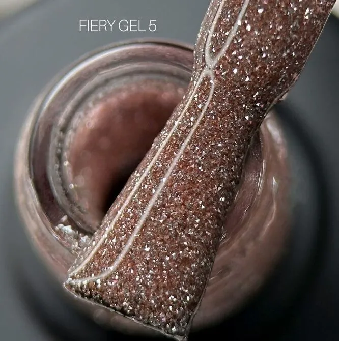 Гель-лак світловідбиваючий, 10 мл №05 Fiery Gel Polish SAGA Professional