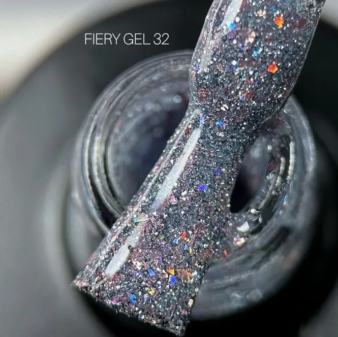 Гель-лак світловідбиваючий, 9 мл №32 Fiery Gel Polish SAGA Professional