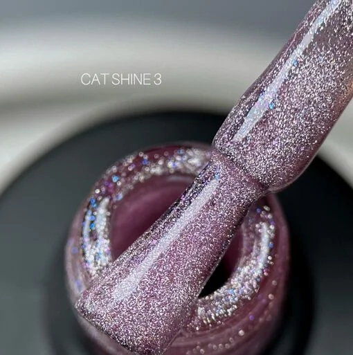 Гель-лак кришталева кішка, 9 мл №03 Cat Shine Gel Polish SAGA Professional