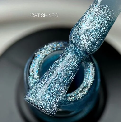 Гель-лак кришталева кішка, 9 мл №06 Cat Shine Gel Polish SAGA Professional
