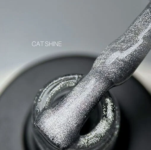 Гель-лак кришталева кішка,  9 мл Cat Shine SILVER Gel Polish SAGA Professional