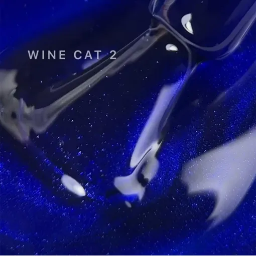 Гель-лак кошаче око, 10 мл №02 Wine Cat Gel Polish SAGA Professional