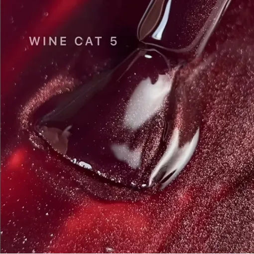 Гель-лак кошаче око, 10 мл №05 Wine Cat Gel Polish SAGA Professional